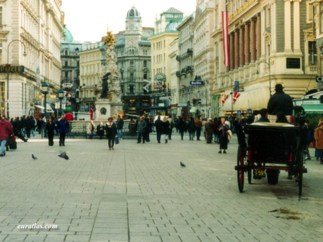 vienna_street.jpg