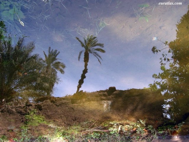 aswan_flood.jpg