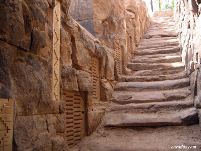 aswan_nilometer.jpg