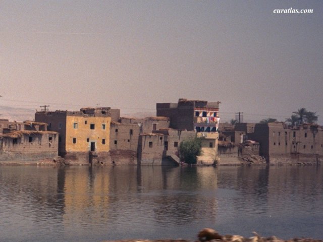 asyut.jpg