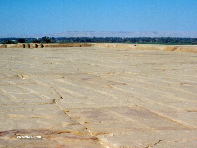 denderah_roof.jpg