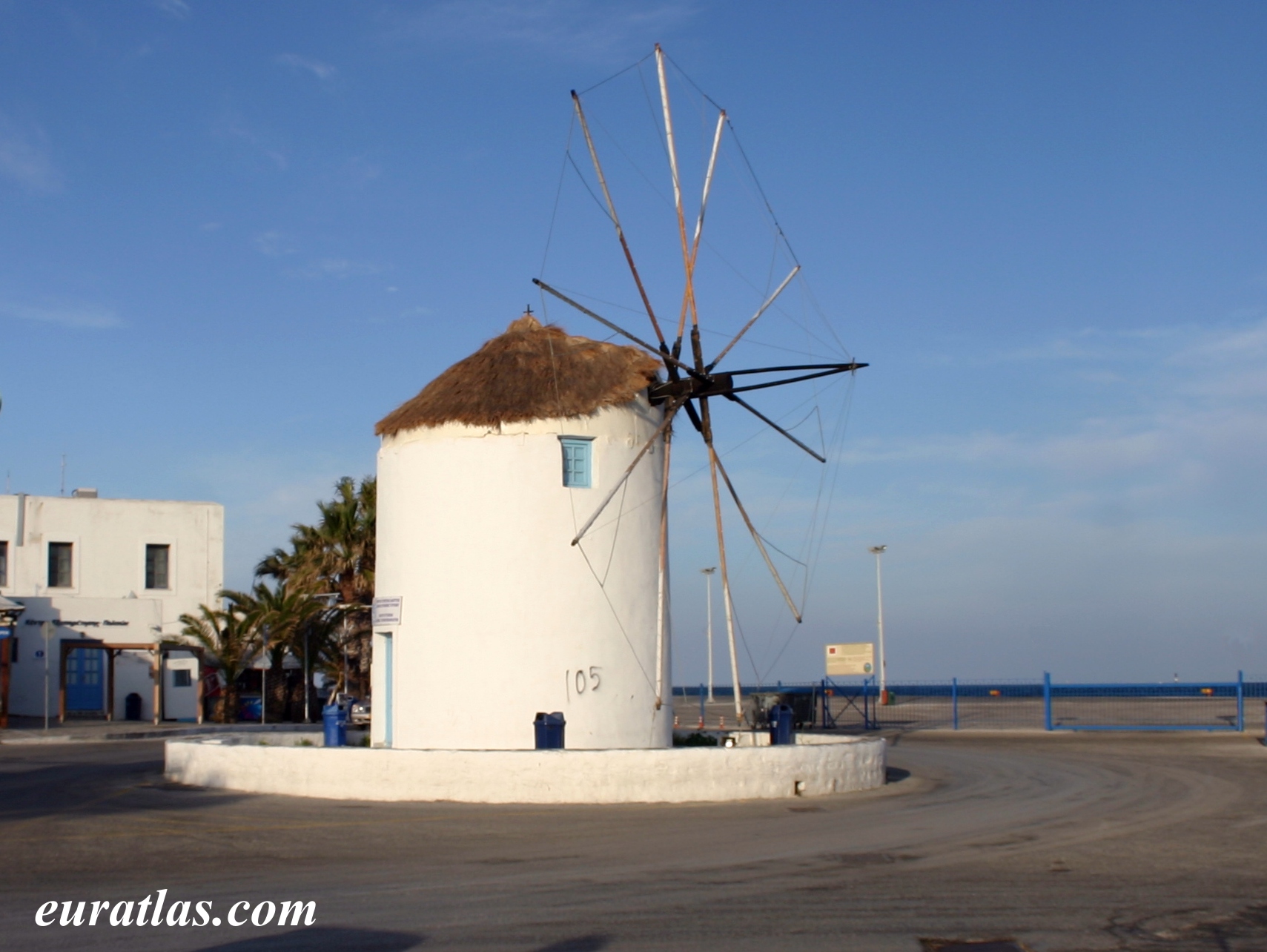 Euratlas-Info Member's Area: Greek Islands - Windmill