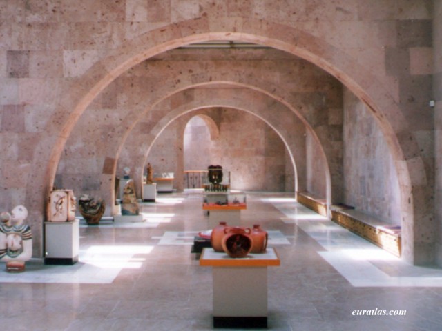 sardarapat_museum.jpg