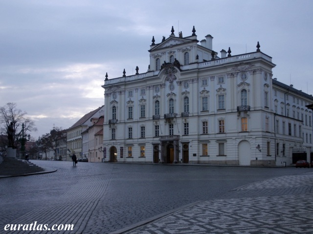 prague_castle_archbishop.jpg