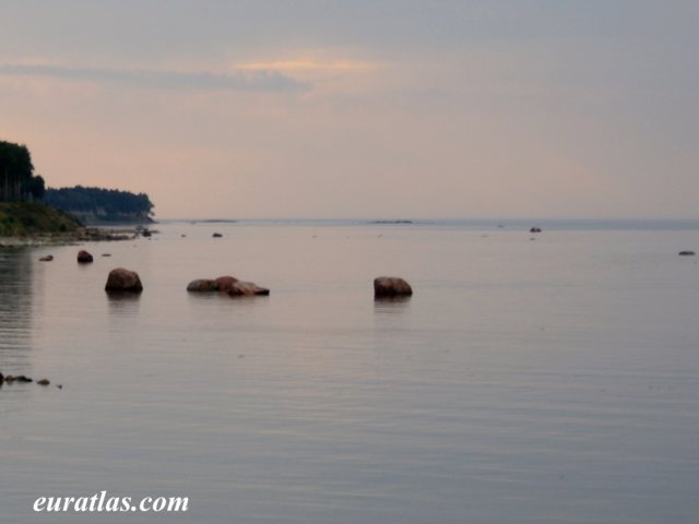 rocca_al_mare_twilight.jpg