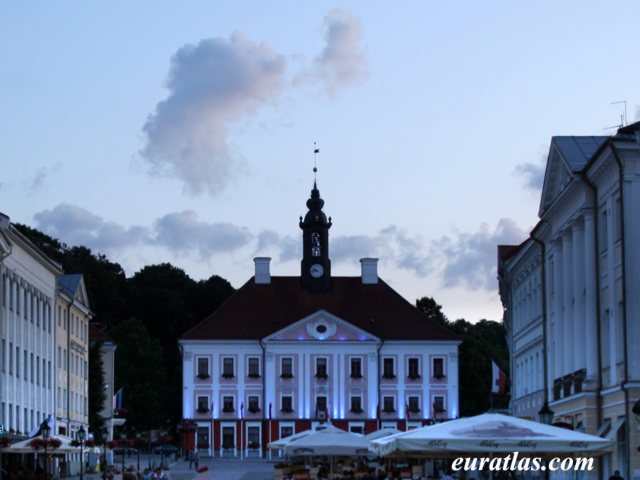 tartu_town_hall.jpg