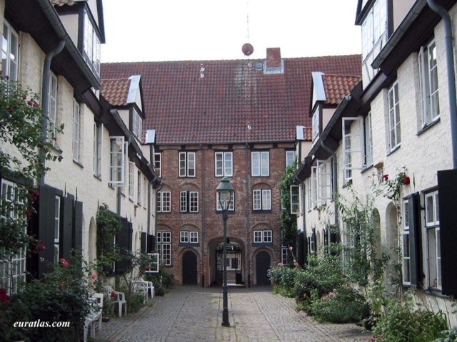 lubeck_old_rental.jpg