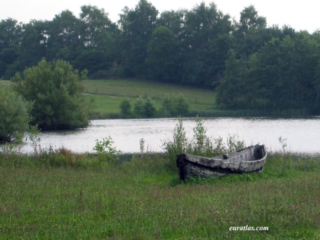 old_fishing_boat.jpg