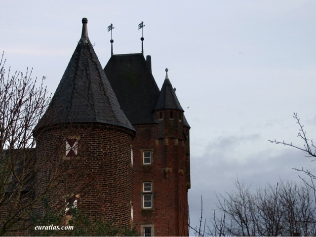 xanten_towers.jpg