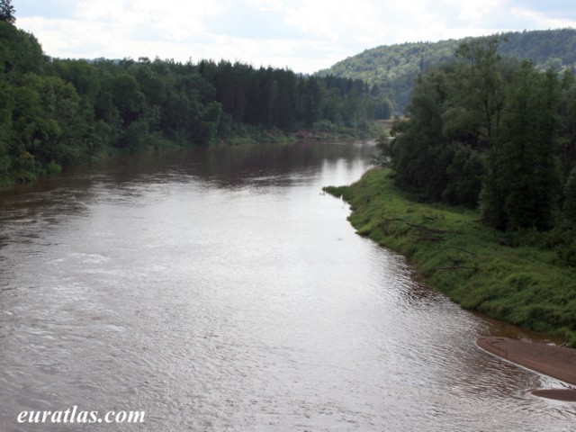 gauja_river.jpg