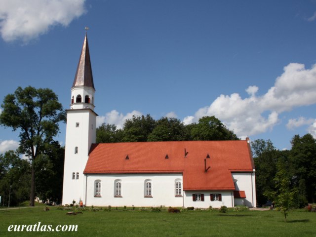 sigulda_lutherian.jpg