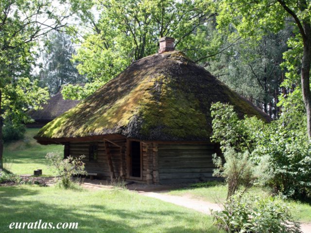 vestiena_1780_house.jpg