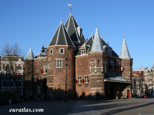 amsterdam_waag.jpg