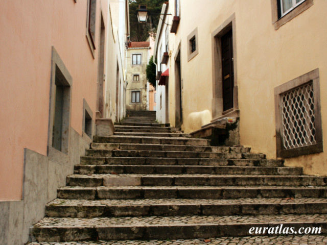 sintra_street.jpg