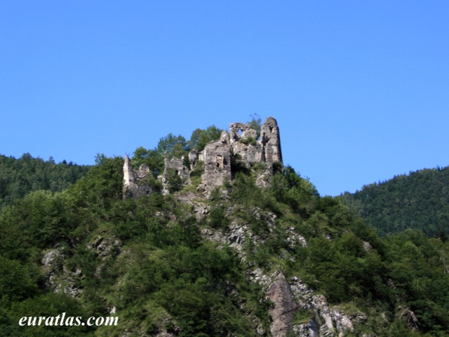 starhrad_castle.jpg