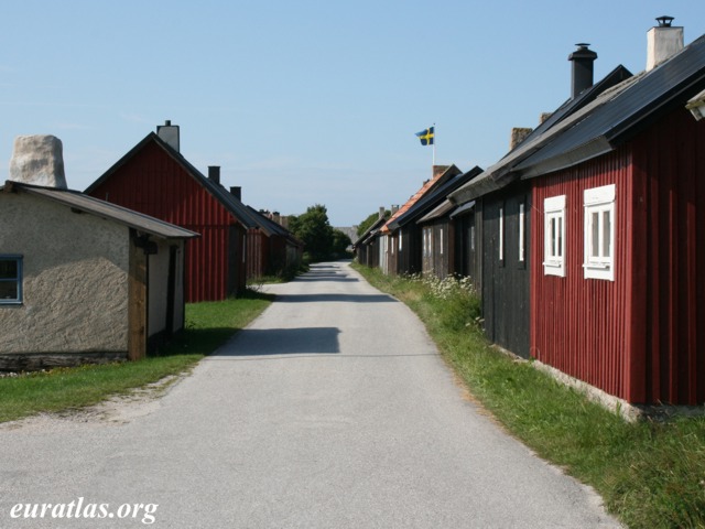 gotland_gnisvard_street.jpg