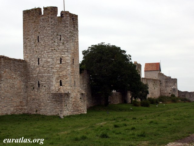 gotland_visby_walls.jpg