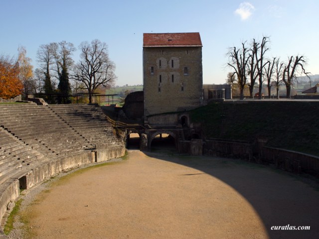 avenches_amphitheatre.jpg