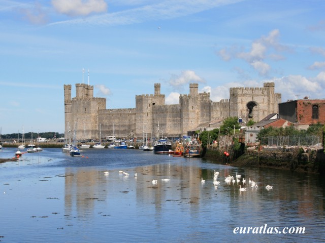 caernarfon_castle.jpg