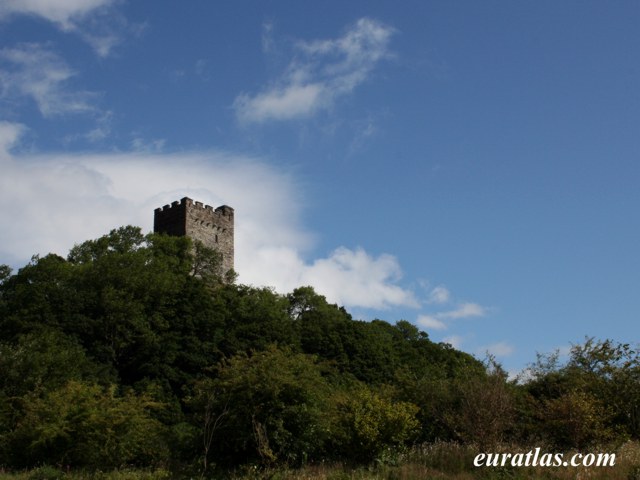 dolwyddelan_castle.jpg