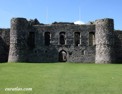 beaumaris_castle_gate.html